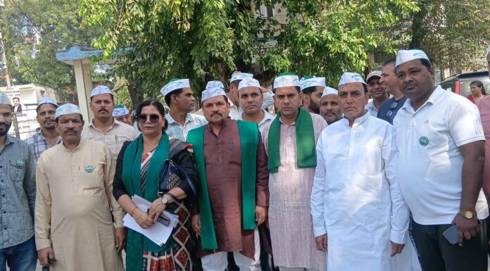 सहारनपुर,एस.बी.डी जिला चिकित्सालय में व्याप्त भ्रष्टाचार के विरोध में भाकियू तोमर का जोरदार प्रदर्शन