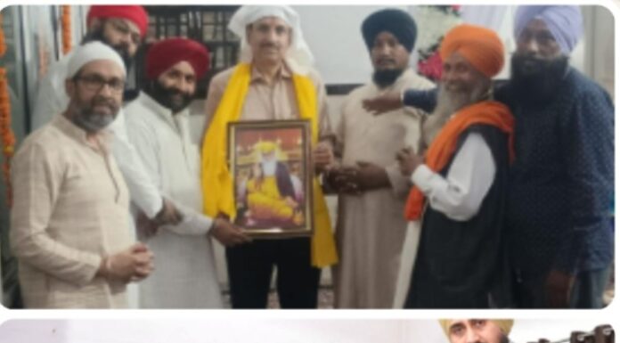 देवबंद,गुरू नानक देव जी प्रकाश पर्व कार्यक्रमों का हुआ समापन सेवादारों को किया गया सम्मानित