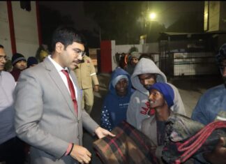 सहारनपुर ,शीतलहर और ठंड को लेकर जिलाधिकारी सजग, देर रात निकले निरीक्षण पर, रैन बसेरों में देखी व्यवस्थाएं