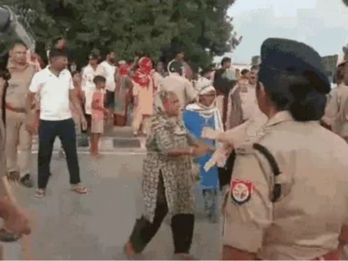 उत्तर प्रदेश, देवबंद  में 17 साल के शिवा की हत्या पर हाईवे पर बवाल, पुलिस का लाठीचार्ज!